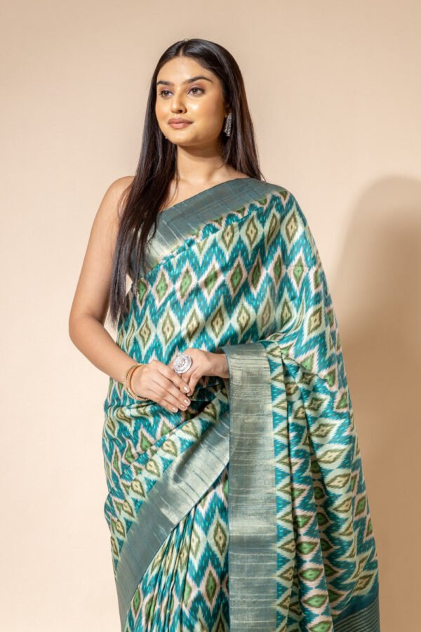 Pista Cotton Digital Print Saree With Unstitched Blouse - Image 2