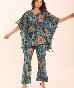 Trendy Multicolor Floral Print Western Crop Top and Pant Set