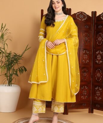 Women's Yellow Silk Blend Embroidered Anarkali Kurta Palazzo Set With Dupatta